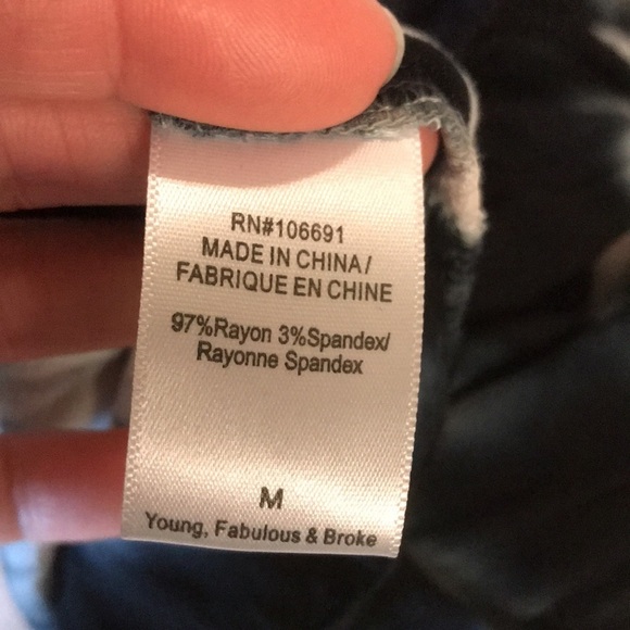 Young fabulous and broke women’s faux wrap open front tie-dye blouse size M - Picture 6 of 9